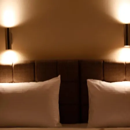 360 Nacre Hotel