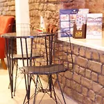 360 Nacre Κωνσταντινούπολη