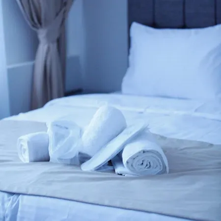Hotel 360 Nacre 3*